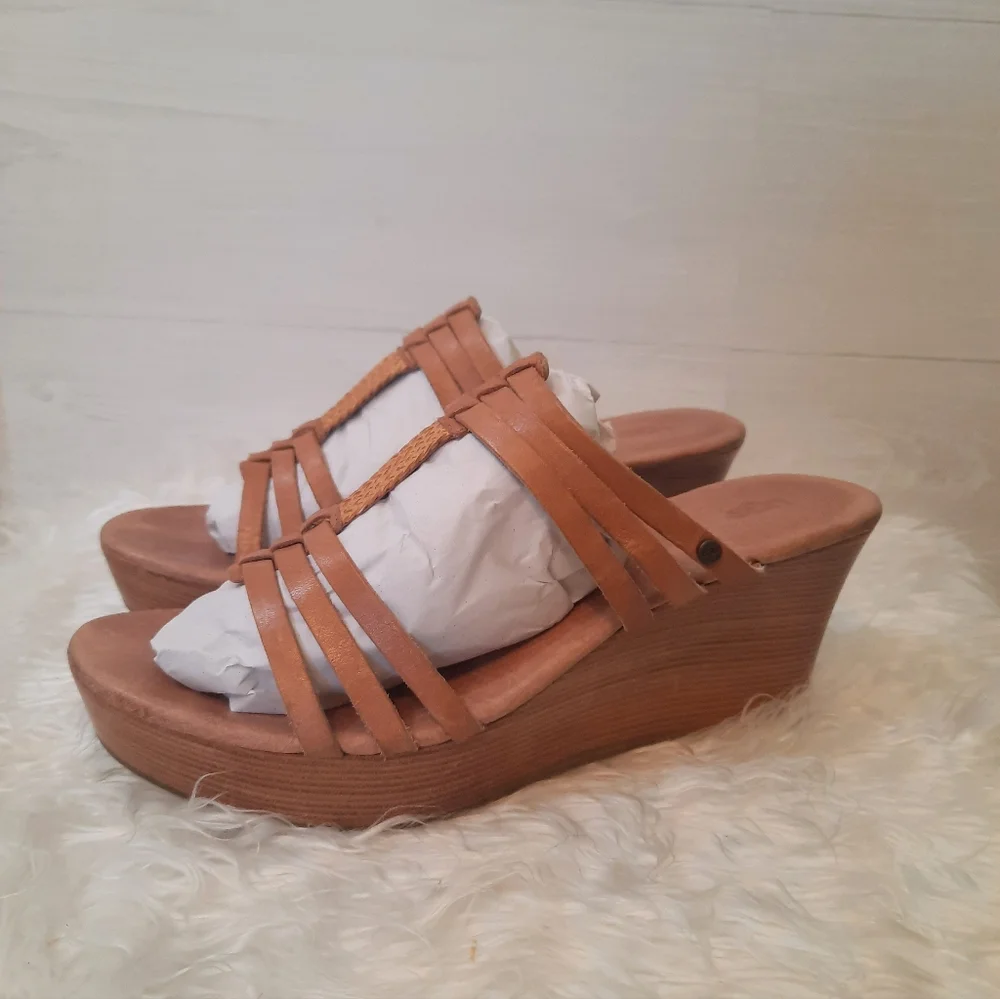 Ugg strappy platform wedge sandals sz 11W - Picture 5 of 7